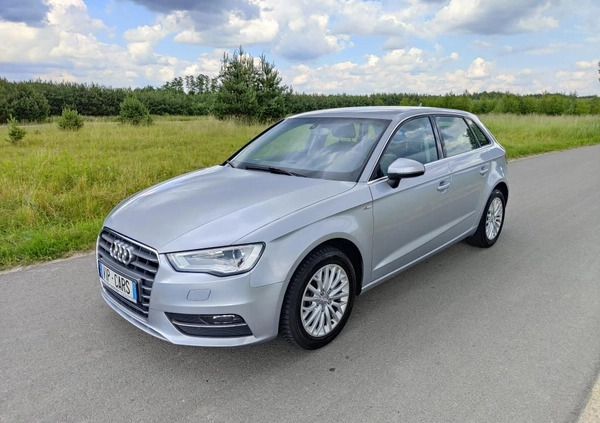 Audi A3 cena 49900 przebieg: 177800, rok produkcji 2015 z Janów Lubelski małe 781